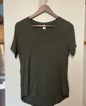 Old Navy Dark Green V-Neck thumbnail 1