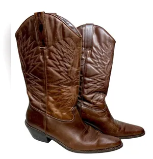 Womens sz 8M Matisse Chocolate Leather Point Toe Cowboy Western Pull Up Boots thumbnail 1
