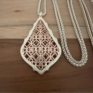 NWT Kendra Scott Aiden Filigree Pendant Necklace Gold Chain & Rose Gold Tone thumbnail 4