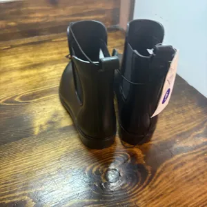 A New‎ Day Black Rain Boots Size 6W thumbnail 6