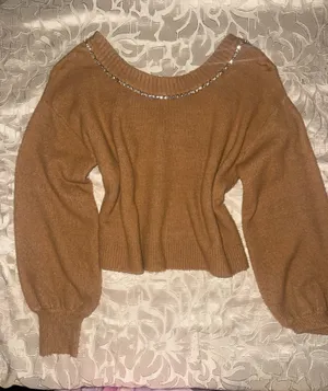 Beautiful soft Express rhinestone light sweater color tan  thumbnail 1
