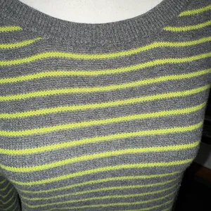 American Eagle Fun striped knit crewneck sweater thumbnail 5