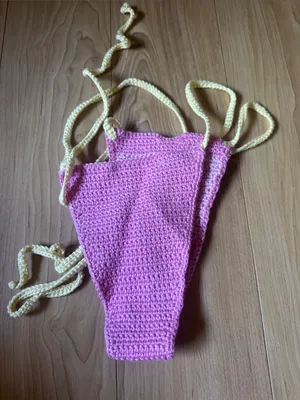 Heart crochet-knit bikini bottoms thumbnail 4