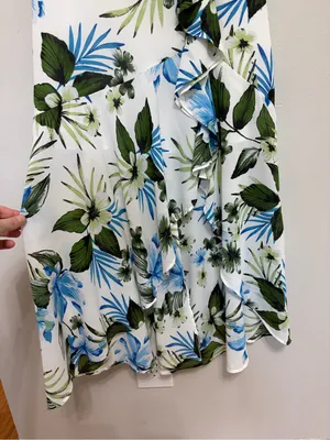 Banana Republic Sleeveless Ruffle Wrap Maxi Dress in Floral - Size 0 Petite thumbnail 6
