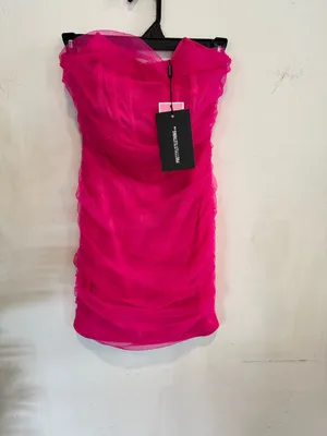 PrettyLittleThing Strapless Neon Pink Mesh Bodycon Mini Dress thumbnail 3