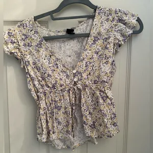 Wild fable crop top thumbnail 1