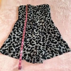 Express gray and black leopard print strapless romper size 0 ruffle detail thumbnail 10