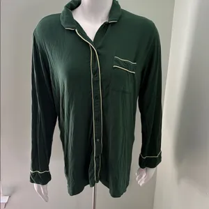 Lake Pajamas Green Long Sleeve Top with Yellow Piping small thumbnail 2