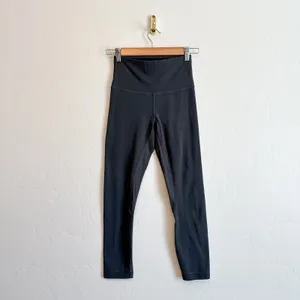 Lululemon | Align High-Rise 23" Crop Capri Leggings in Graphite Grey thumbnail 2