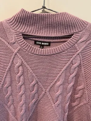 sweater thumbnail 3