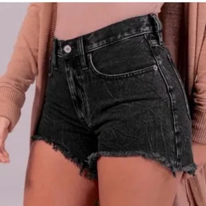 Abercrombie & Fitch Black Curve Love The Boyfriend Mid Rise Shirts‎ thumbnail 1