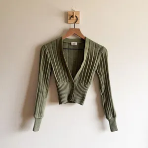 Aritzia Wilfred Merino Wool V-neck Cardigan Size XXS thumbnail 3