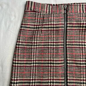Forever 21 Plaid Flannel Mini Skirt Size 29 Multicolor Short Zip Up thumbnail 5