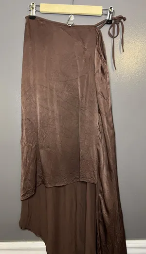 LPA Skirt Womens Medium Brown Satin Wrap Asymmetrical High Low Hem Long Lined thumbnail 1