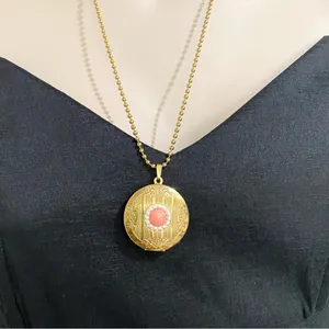 Vintage Unsigned Gold-tone Ball Chain Locket Pendant Necklace thumbnail 4
