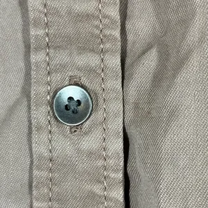 American Eagle Button Down Shirt Boyfriend Fit Women’s SM‎ Taupe PREOWNED thumbnail 5