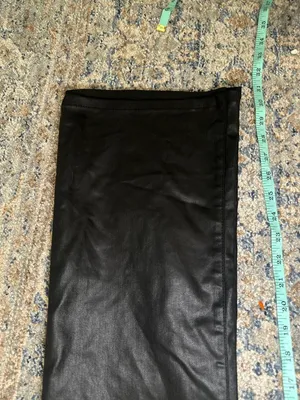 Banana Republic Low-Rise Bootcut Pants Size 29/8 Black Coated Denim Jeans thumbnail 6