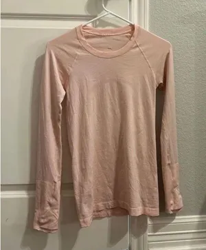 Pink Lululemon Long Swiftly Tech Sleeve thumbnail 1
