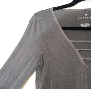 American Eagle Soft & Sexy Bell Sleeve Tee Gray Strappy V-neck thumbnail 3