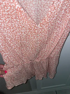Abercrombie & Fitch Pink and White cinched peplum top thumbnail 4