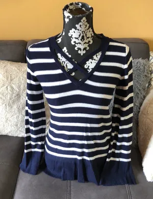 NEW YORK & COMPANY Blue & White V-Neck Jersey Top thumbnail 1
