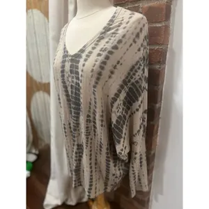Enti Long Sleeve Super Soft Boho Hippie Tiedye Large Sweater Rayon thumbnail 3