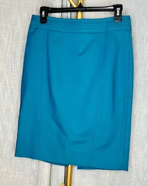 NWOT White House/Black Market Perfect Form teal pencil skirt size 4 thumbnail 1
