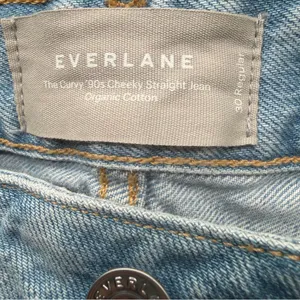 Everlane Curvy 90s Cheeky Straight Jeans 30 NWT High Rise Sunbleached Blue thumbnail 5