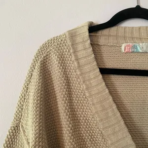 Free People Beach Cream Knit V-neck Cardigan Sweater Cotton Women's size Small thumbnail 3