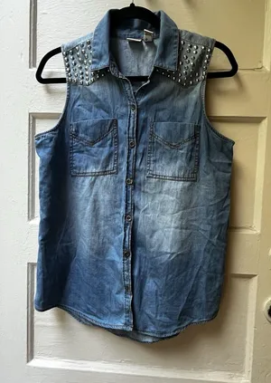 Y2K Mudd Studded Denim Shirt M Cowgirl Equestrian Festival Nostaligia Kidcore thumbnail 1