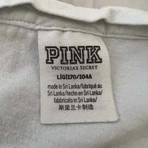 1332 | PINK Victoria's Secret Sequin Dog Iridescent Tape Tee White Women L‎ thumbnail 5