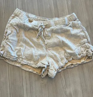 Abercrombie Linen shorts thumbnail 1