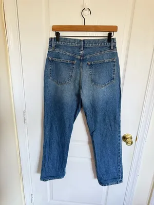 Reformation Hanna Mid Rise Relaxed Jean in Kama Wash thumbnail 5