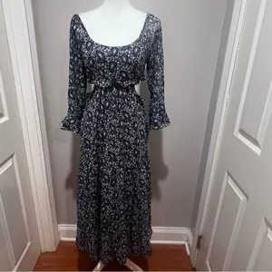 NWT Lulus Navy Blue Paisley Tiered Cutout Midi Dress women's size small thumbnail 5