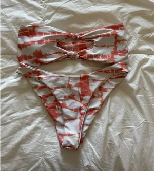 Bikini Set Red Size M thumbnail 1