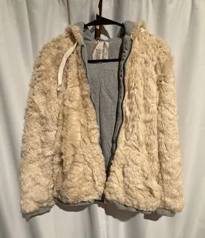 Zara Trafaluc Faux Fur Hooded Jacket Size S Cream Sherpa Zip Up thumbnail 1