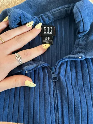 Urban Outfitters BDG Top thumbnail 2