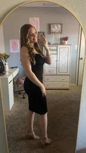 black dress Size M thumbnail 2