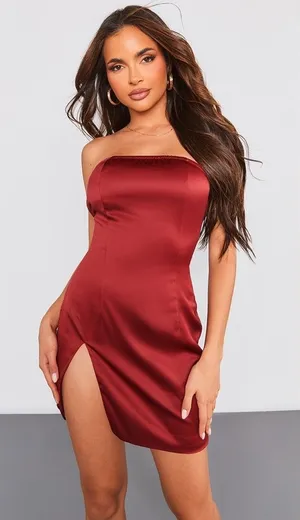 NEW!!‎ PrettyLittleThing Cherry Red Satin Bandeau Split Hem Bodycon Dress thumbnail 1