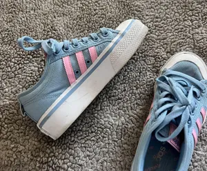 Adidas Shoes Women’s nizza thumbnail 1