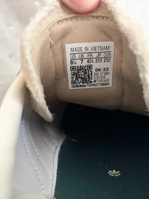 Adidas Originals Gazelle Bold Sneakers in Beige And Green thumbnail 9