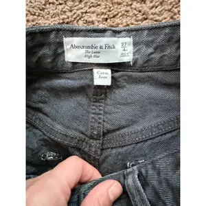Abercrombie and Fitch curve love the loose high rise black jeans size 27 thumbnail 2
