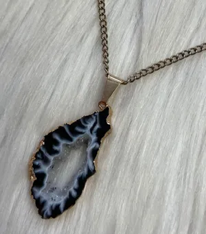 Black agate pendant necklace thumbnail 2