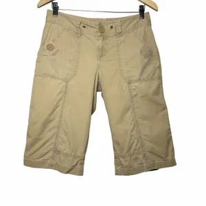 Aeropostale Women's 5/S Khaki Capri Pants Low Rise Utility Cargo Y2K 2000s thumbnail 2
