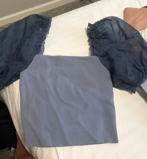Wilfred Aritzia Blouse Small thumbnail 1
