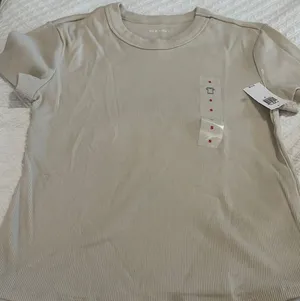 Old Navy Tan Short Sleeve Tee thumbnail 1