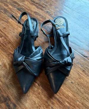 Vince Camuto Black Leather Pointed Toe Slingback Heels Size 10M thumbnail 1