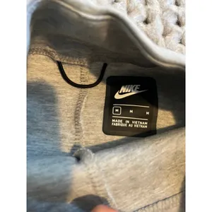 Nike pull over warm up grey size medium thumbnail 3