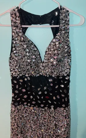 Boutique Beaded Semi Formal / Homecoming Dress thumbnail 2
