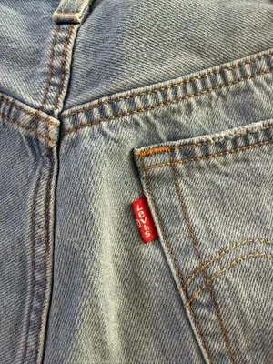 Levi’s 501 Shorts thumbnail 4